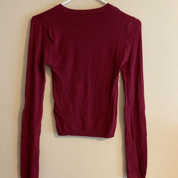 Maroon sweater crop top - Picture 3 of 3